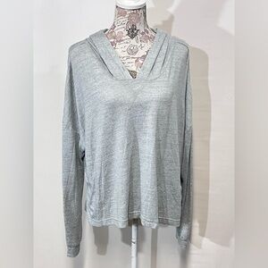 FREE PRESS Light gray heather hooded top size‎ XL